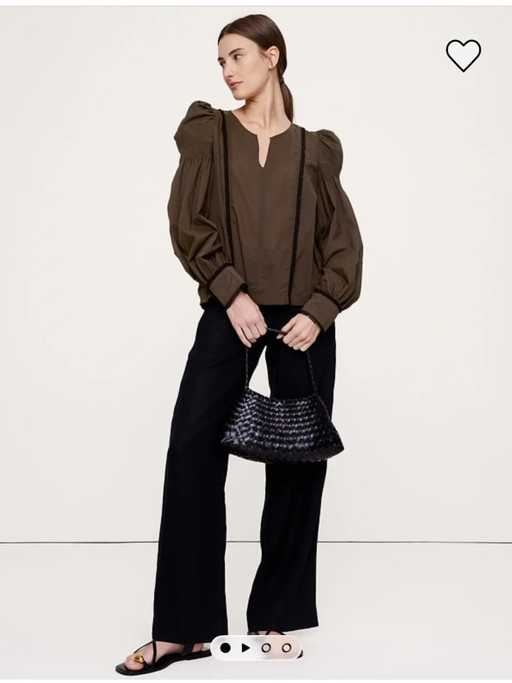 Banana Republic Lightweight puff sleeve top